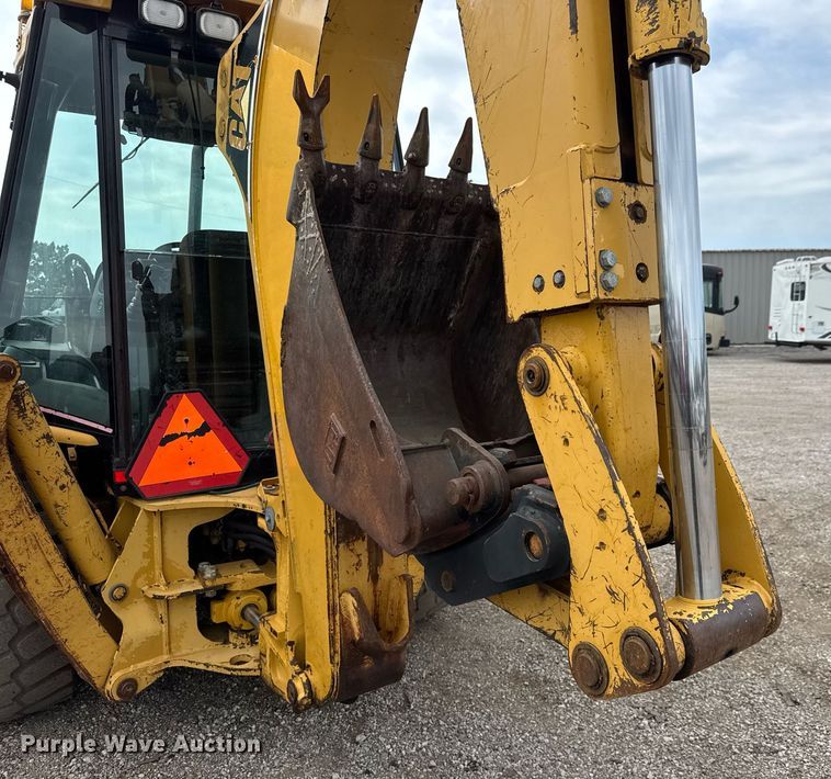 image for item DY0062 2002 Caterpillar 420D  backhoe
