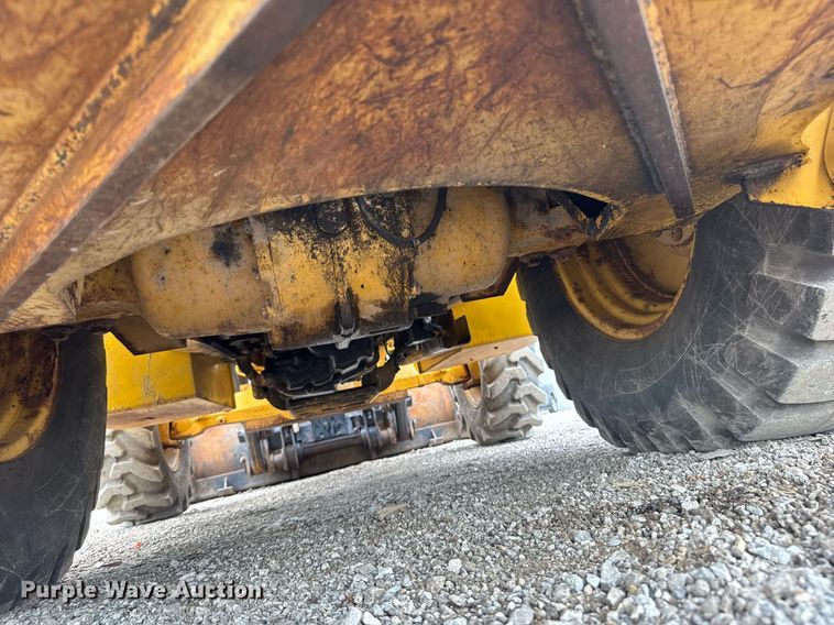 image for item DY0062 2002 Caterpillar 420D  backhoe