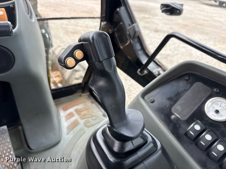 image for item DY0062 2002 Caterpillar 420D  backhoe