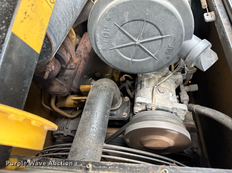 image for item DY0062 2002 Caterpillar 420D  backhoe