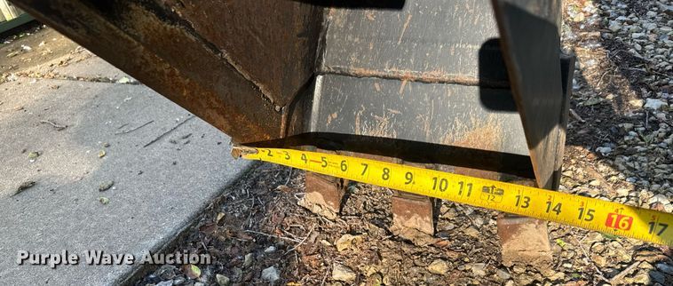 image for item DY0131 John Deere Pro 900 SSL skid steer backhoe