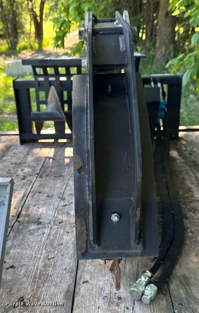 image for item DY0135 Skid steer trencher