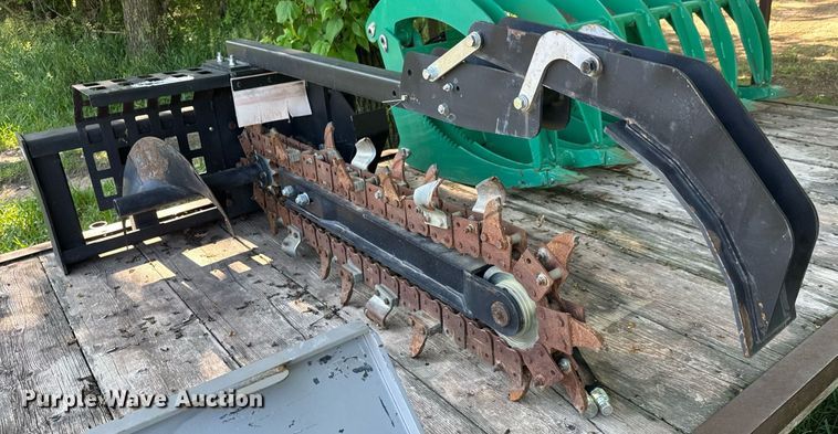 image for item DY0135 Skid steer trencher