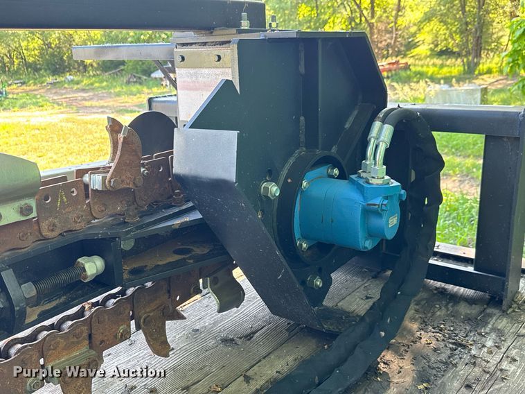 image for item DY0135 Skid steer trencher