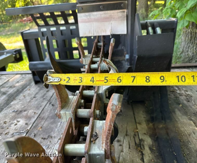 image for item DY0135 Skid steer trencher