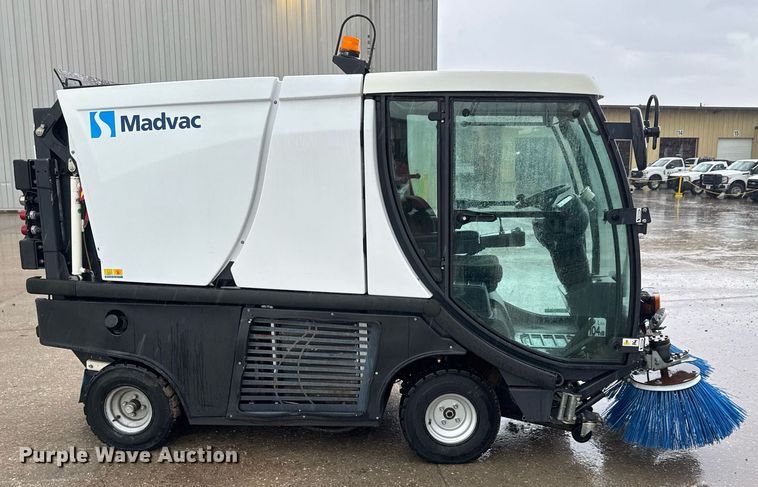 image for item DY0160 Madvac LS100 street sweeper