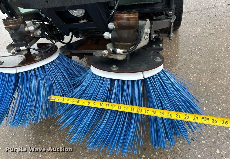 image for item DY0160 Madvac LS100 street sweeper