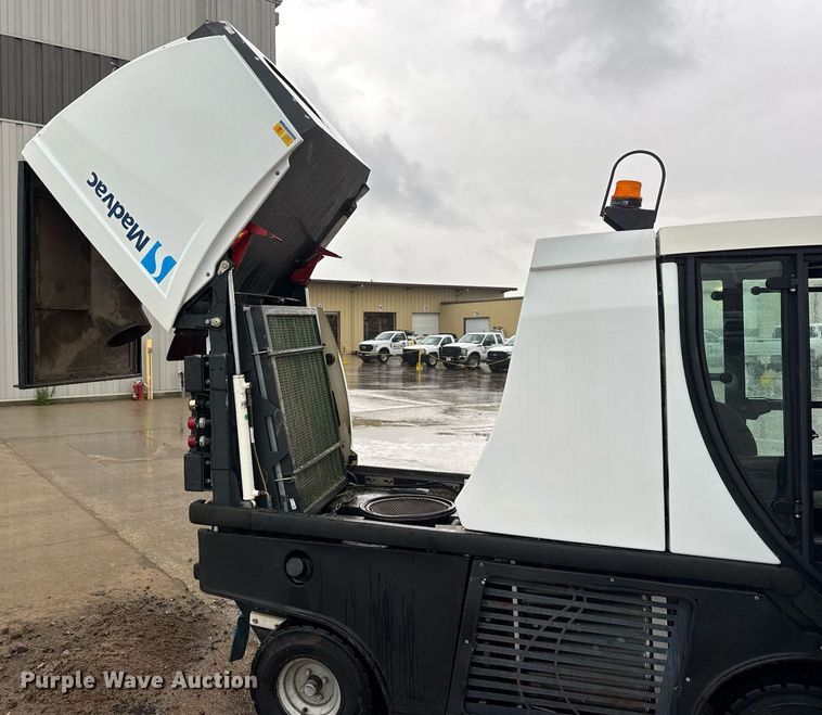 image for item DY0160 Madvac LS100 street sweeper