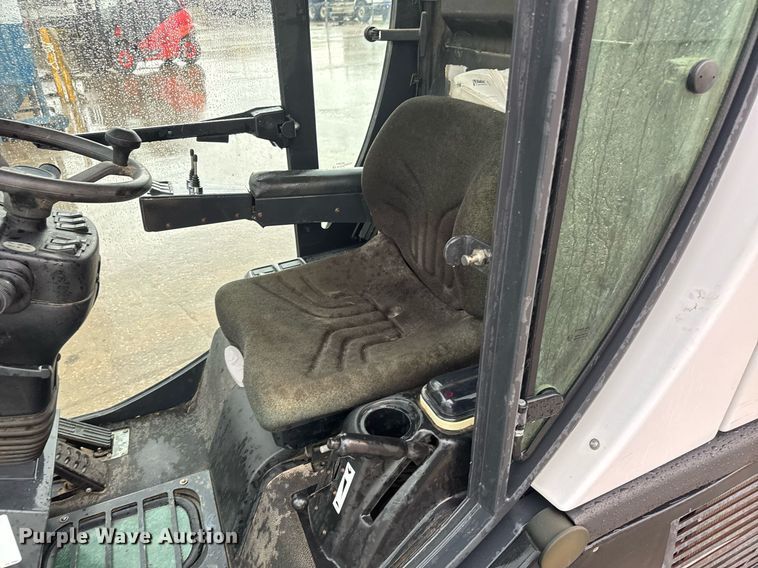 image for item DY0160 Madvac LS100 street sweeper