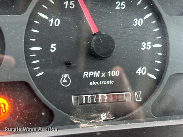 image for item DY0160 Madvac LS100 street sweeper