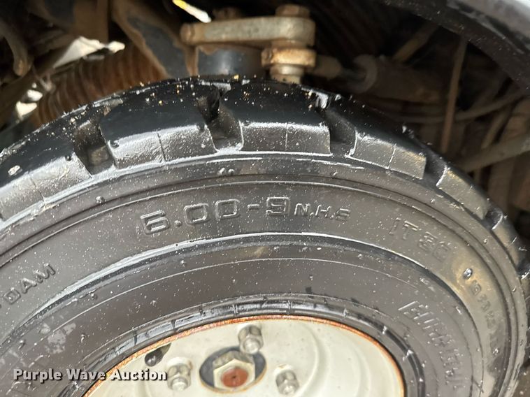 image for item DY0160 Madvac LS100 street sweeper