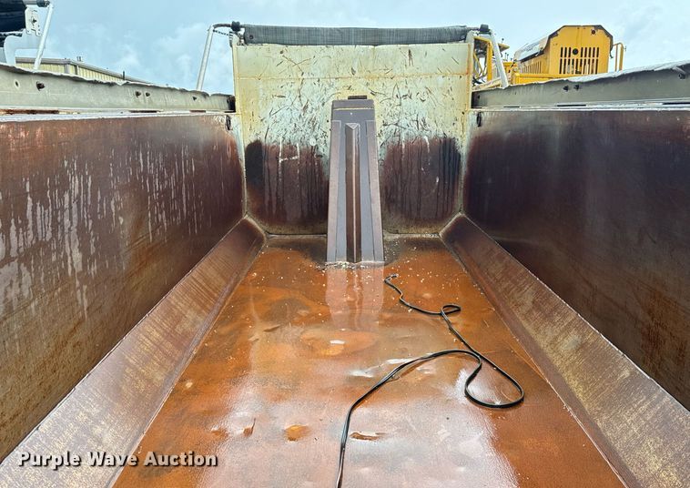 image for item DY0162 Ox Bodies dump bed