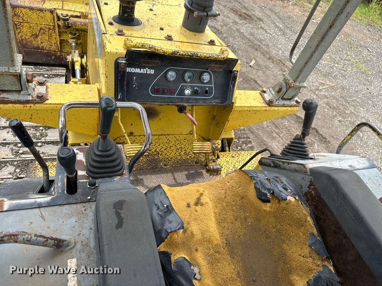 image for item DY0173 1996 Komatsu D37E-5 dozer