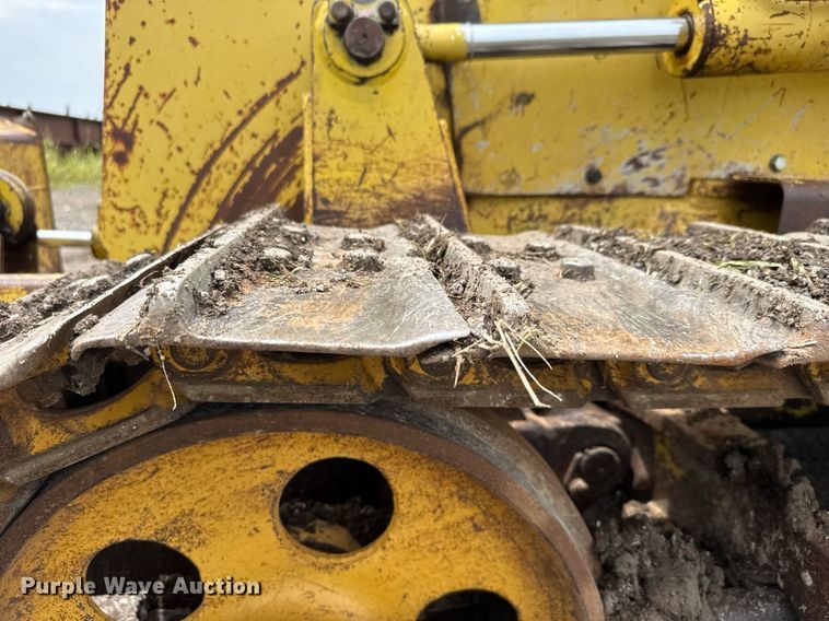 image for item DY0173 1996 Komatsu D37E-5 dozer