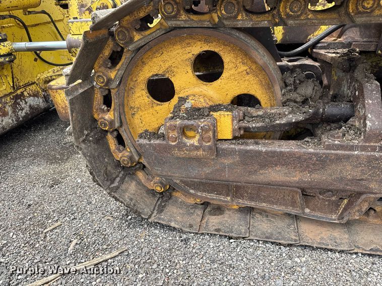 image for item DY0173 1996 Komatsu D37E-5 dozer