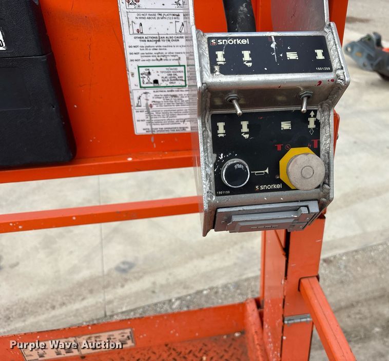 image for item DY0576 2017 Snorkle S4726E scissor lift