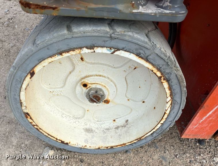 image for item DY0576 2017 Snorkle S4726E scissor lift