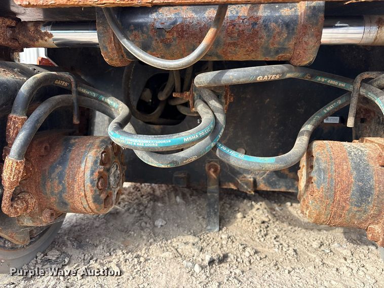 image for item DY0578 2017 JLG 1932R scissor lift