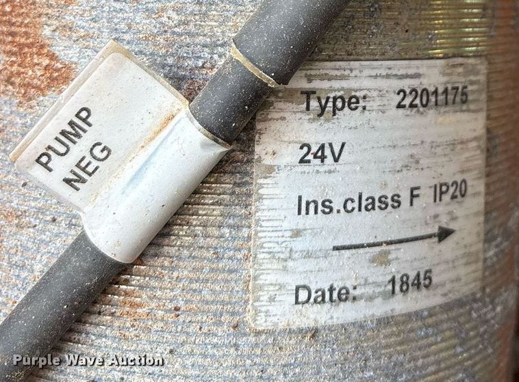 image for item DY0578 2017 JLG 1932R scissor lift