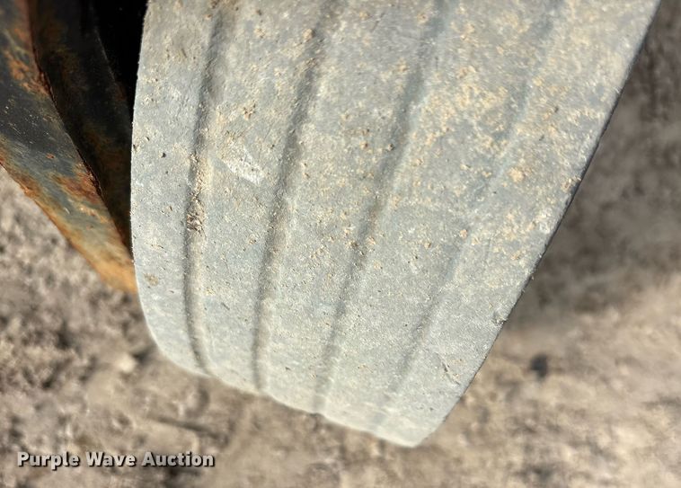 image for item DY0578 2017 JLG 1932R scissor lift