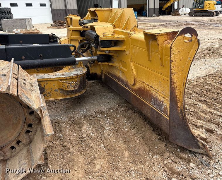 image for item DY0579 2017 Caterpillar D6N LGP dozer