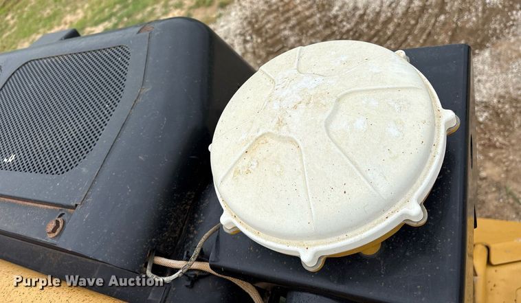 image for item DY0579 2017 Caterpillar D6N LGP dozer