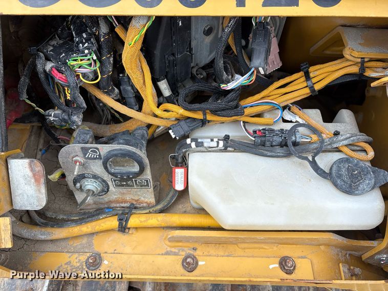 image for item DY0579 2017 Caterpillar D6N LGP dozer