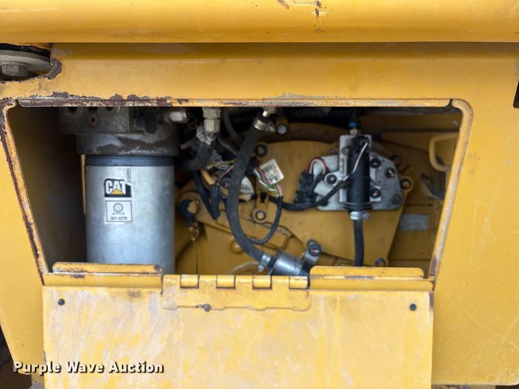 image for item DY0579 2017 Caterpillar D6N LGP dozer