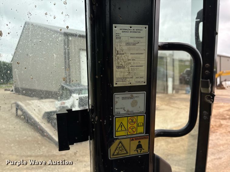 image for item DY0579 2017 Caterpillar D6N LGP dozer