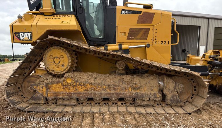 image for item DY0579 2017 Caterpillar D6N LGP dozer