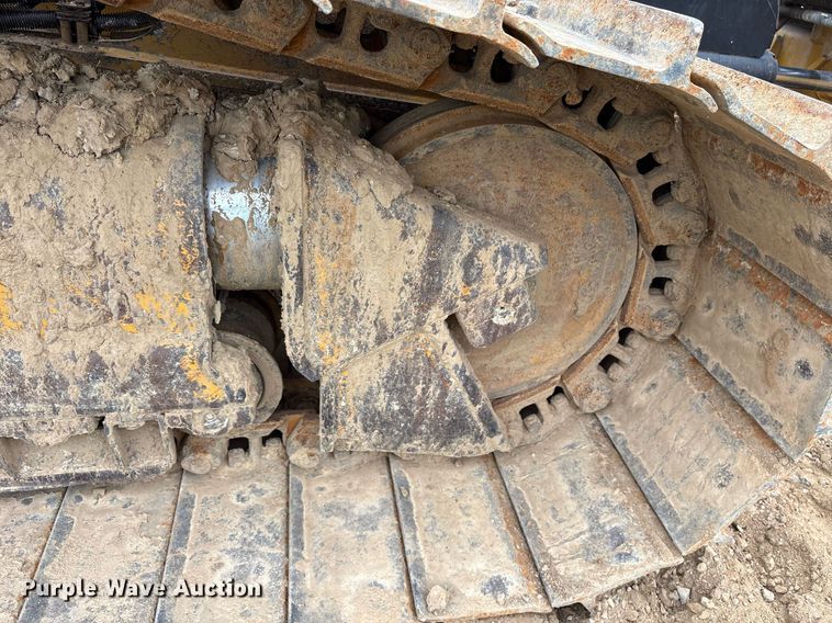 image for item DY0579 2017 Caterpillar D6N LGP dozer