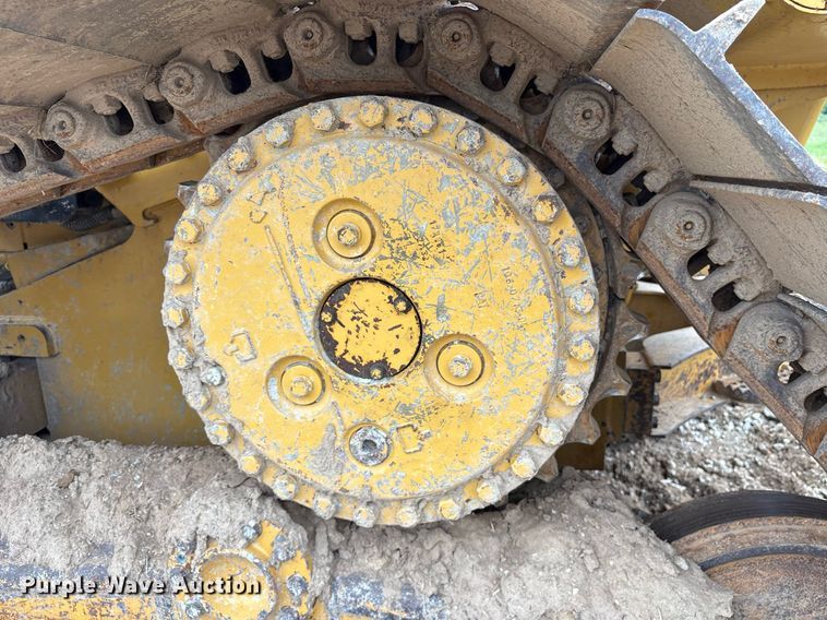 image for item DY0579 2017 Caterpillar D6N LGP dozer