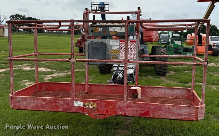 image for item DY0582 2014 Skyjack SJ61T boom lift