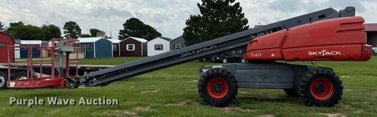 image for item DY0582 2014 Skyjack SJ61T boom lift