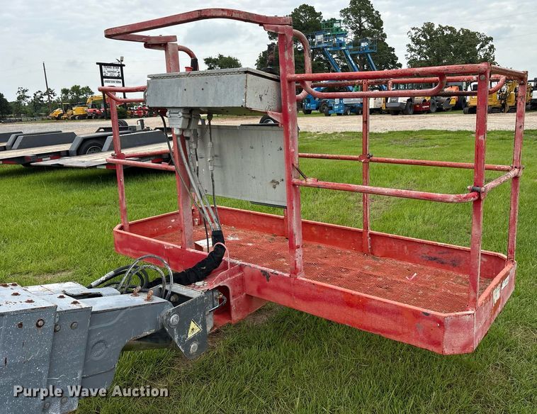 image for item DY0582 2014 Skyjack SJ61T boom lift