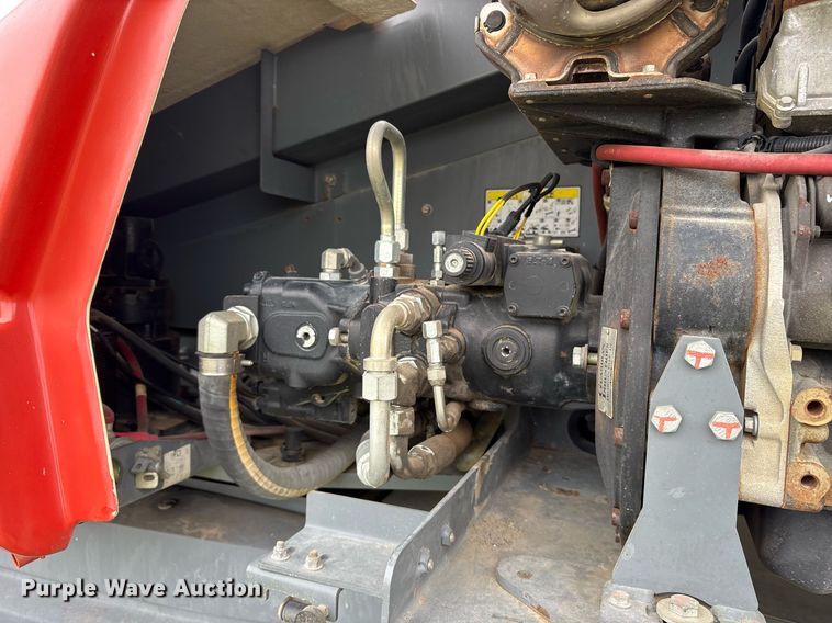 image for item DY0582 2014 Skyjack SJ61T boom lift