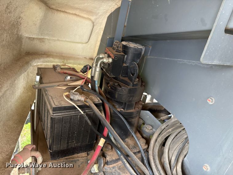 image for item DY0582 2014 Skyjack SJ61T boom lift