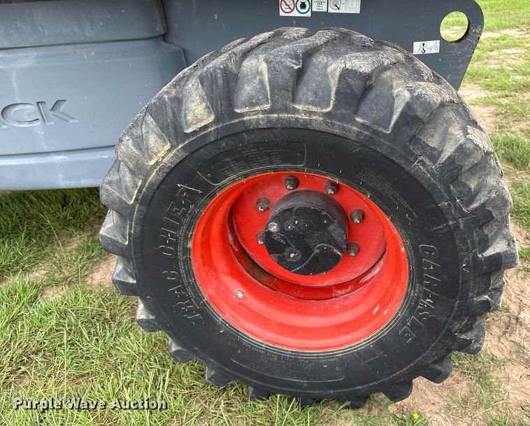 image for item DY0582 2014 Skyjack SJ61T boom lift