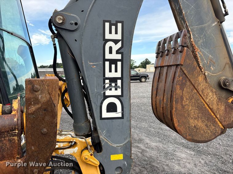 image for item DY0594 2014 John Deere 310SK backhoe