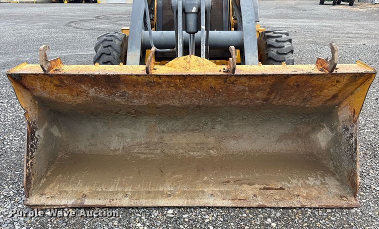 image for item DY0594 2014 John Deere 310SK backhoe