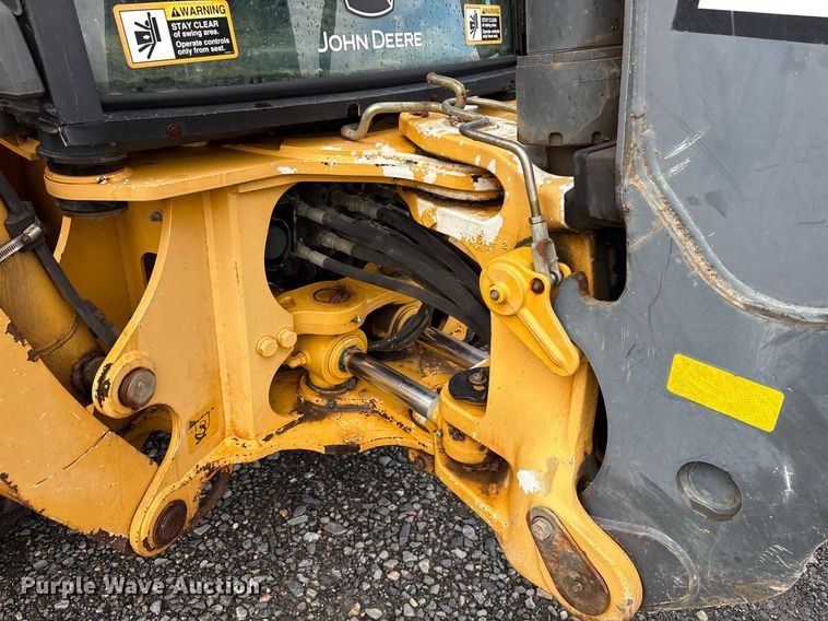 image for item DY0594 2014 John Deere 310SK backhoe