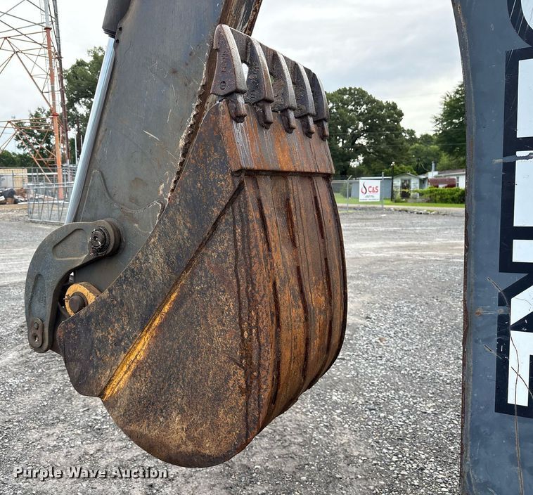 image for item DY0594 2014 John Deere 310SK backhoe