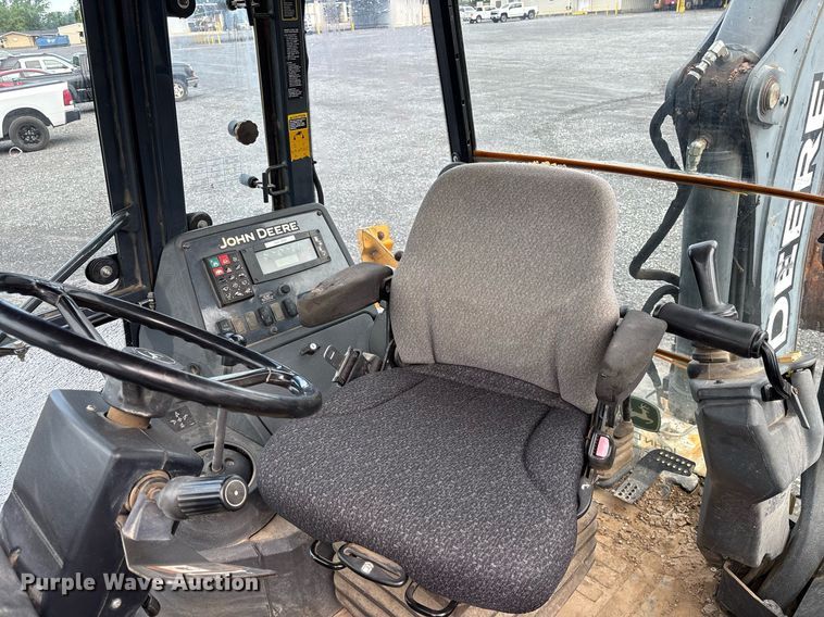 image for item DY0594 2014 John Deere 310SK backhoe