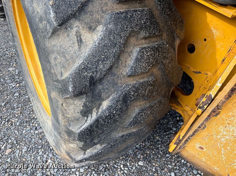 image for item DY0594 2014 John Deere 310SK backhoe