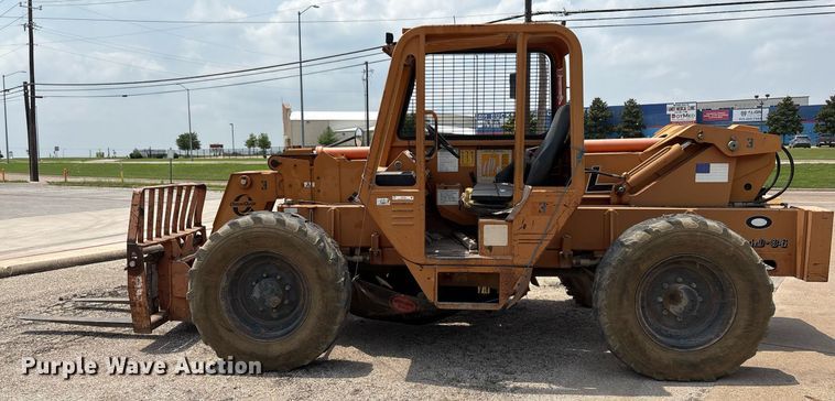 image for item DY2522 Lull 644D-34 telehandler