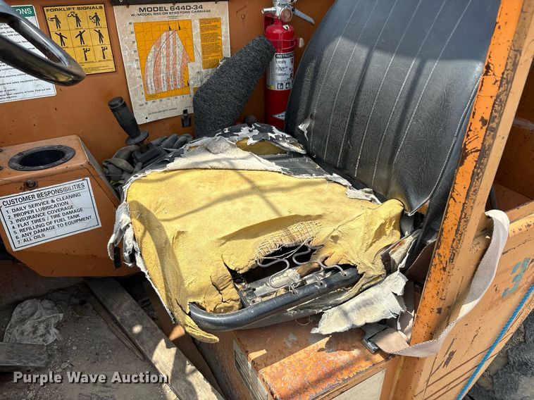 image for item DY2522 Lull 644D-34 telehandler