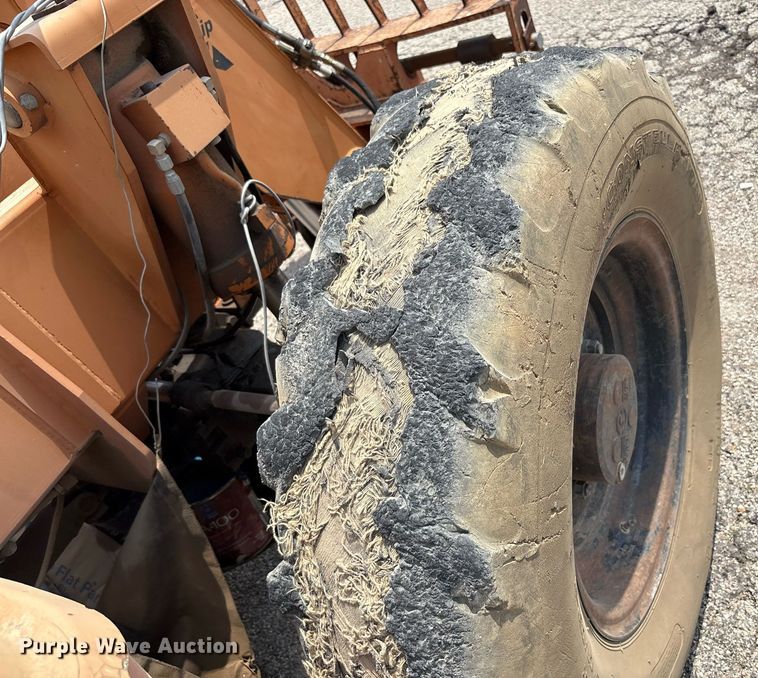 image for item DY2522 Lull 644D-34 telehandler