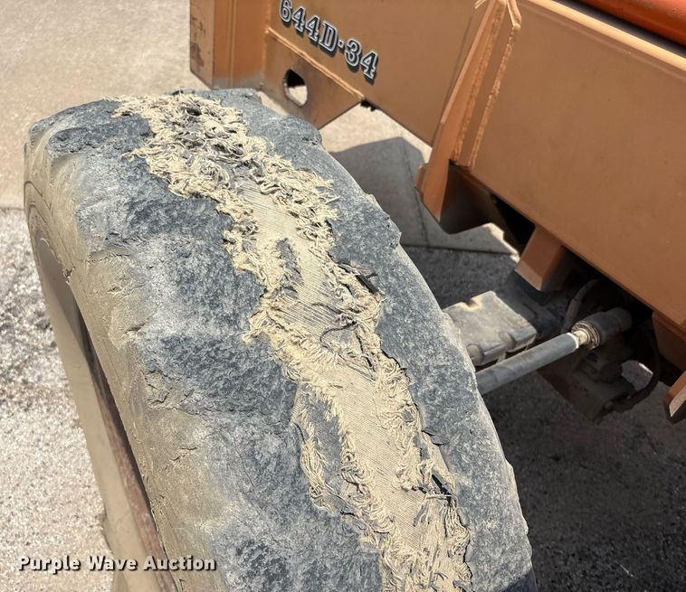 image for item DY2522 Lull 644D-34 telehandler