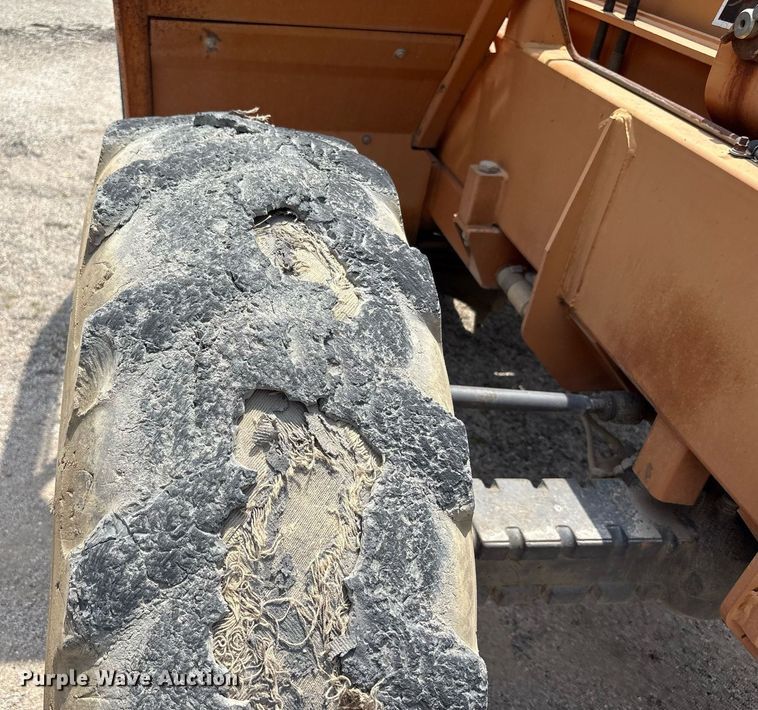 image for item DY2522 Lull 644D-34 telehandler