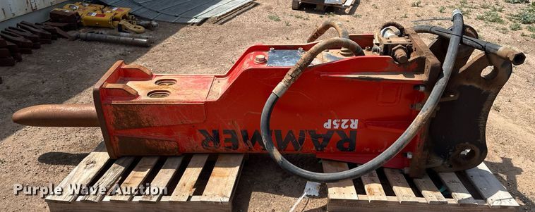 image for item DZ8487 2023 Rammer R25P breaker